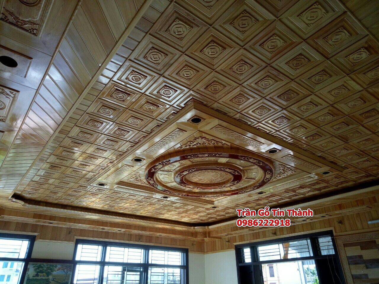 trần gỗ cổ điển đẹp